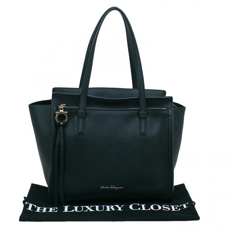 Pre Owned Salvatore Ferragamo Black Pebbled Leather Medium Amy Tote Bag