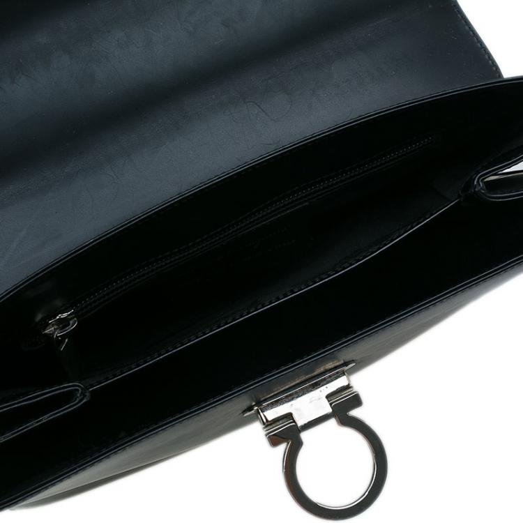 Pre Owned Salvatore Ferragamo Black Leather Kelly Top Handle Bag