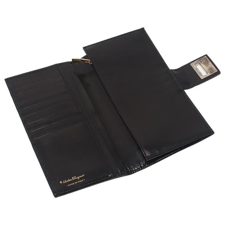 Pre Owned Salvatore Ferragamo Black Patent Leather Continental Wallet