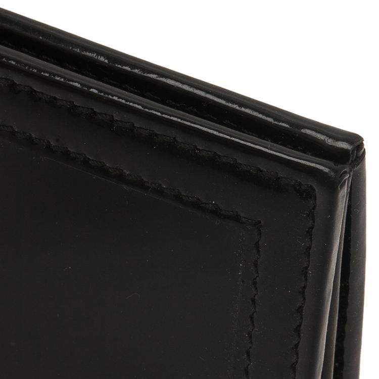 Pre Owned Salvatore Ferragamo Black Patent Leather Continental Wallet
