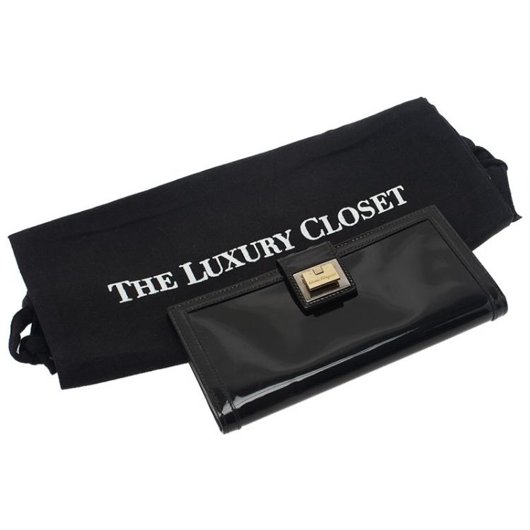 Pre Owned Salvatore Ferragamo Black Patent Leather Continental Wallet