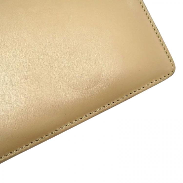 Pre Owned Salvatore Ferragamo Beige Leather Gancini Shoulder Bag