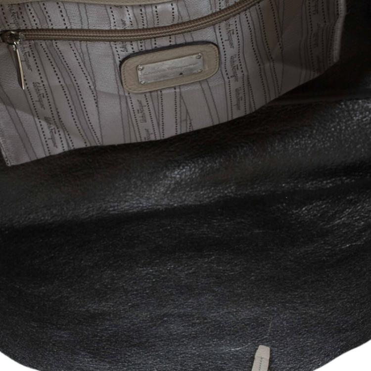 Pre Owned Salvatore Ferragamo Beige Leather Bice Tote