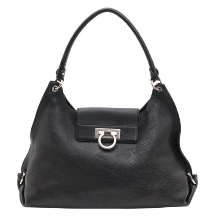 Pre Owned Salvatore Ferragamo Black Pebbled Gancini Leather Fanisa Shoulder Bag