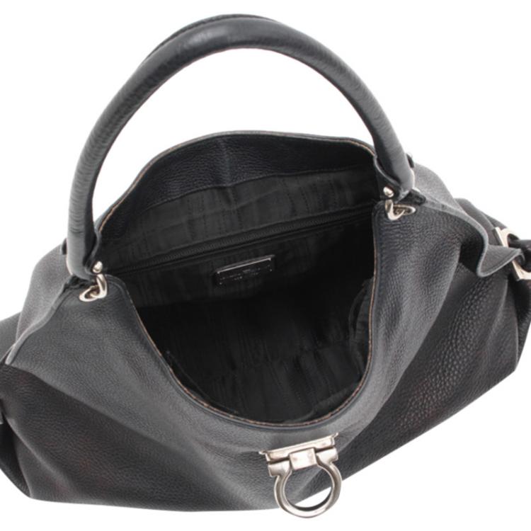 Pre Owned Salvatore Ferragamo Black Pebbled Gancini Leather Fanisa Shoulder Bag