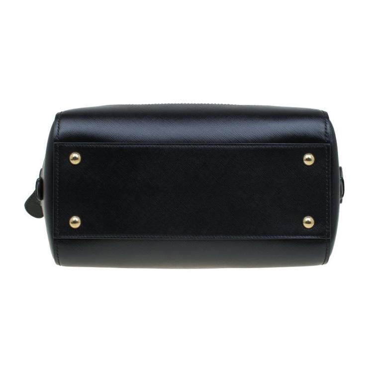 Pre Owned Salvatore Ferragamo Black Leather Bowling Bag