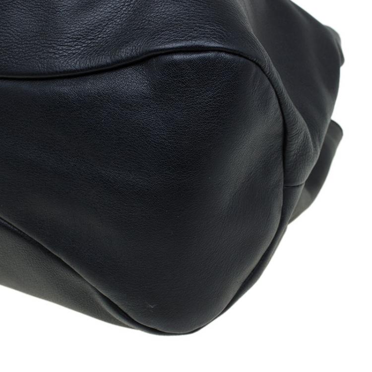 Pre Owned Salvatore Ferragamo Black Leather Miss Vara Tote