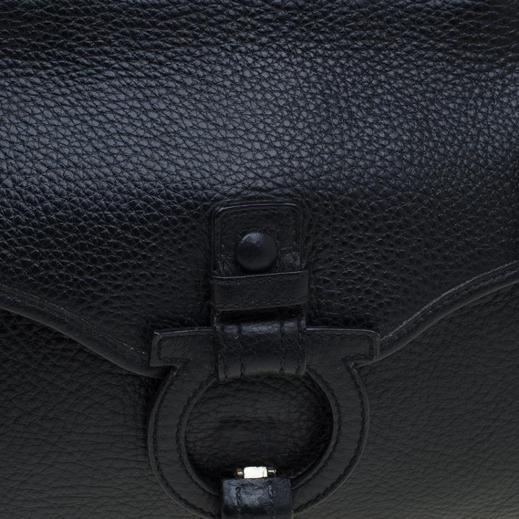 Pre Owned Salvatore Ferragamo Black Pebbled Leather Shoulder Bag