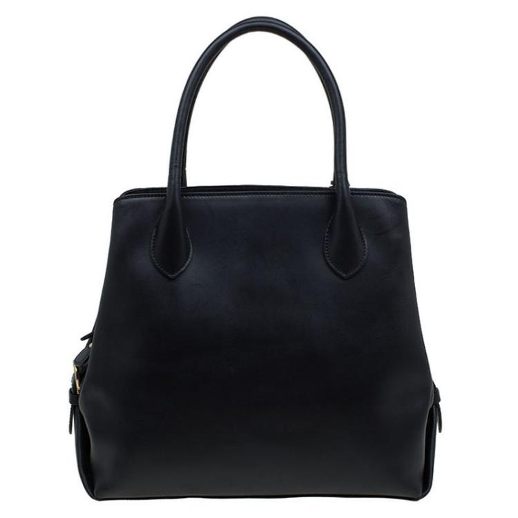 Pre Owned Salvatore Ferragamo Black Leather Fiamma Tote