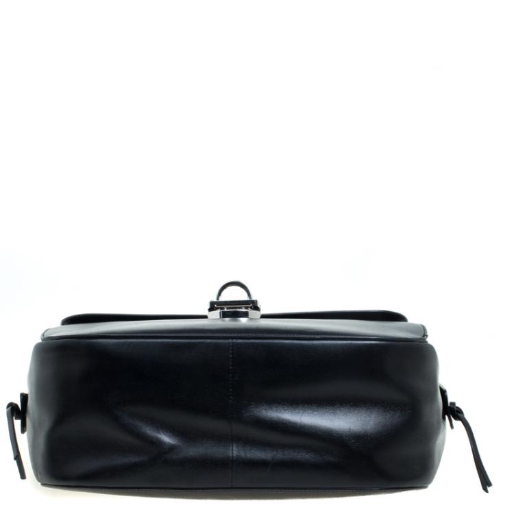 مملوكة مسبقًا Salvatore Ferragamo Black Leather Mardea Tote
