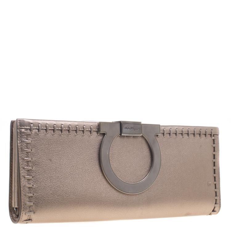 مملوكة مسبقًا Salvatore Ferragamo Bronze Leather Musa Gancini Clutch