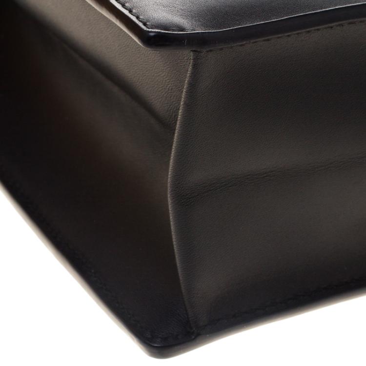 Pre Owned Salvatore Ferragamo Black Leather Gancio Lock Shoulder Bag