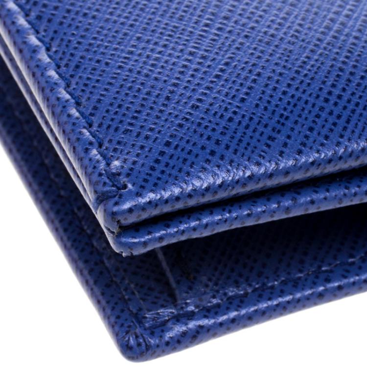مملوكة مسبقًا Salvatore Ferragamo Blue Leather Miss Vara Wallet On Chain