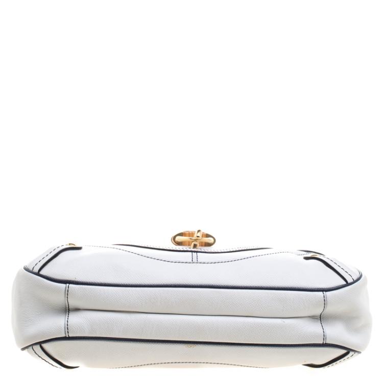 مملوكة مسبقًا Salvatore Ferragamo White Leather Bamboo Motif Shoulder Bag