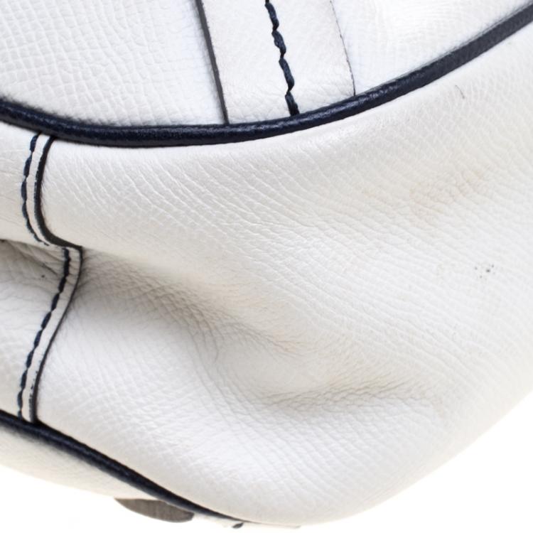 مملوكة مسبقًا Salvatore Ferragamo White Leather Bamboo Motif Shoulder Bag