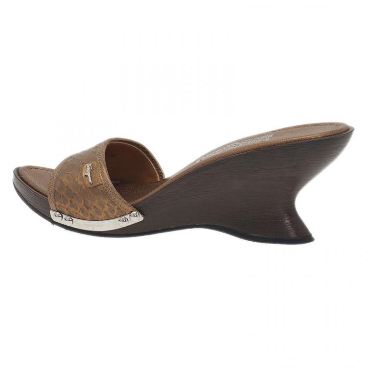 Pre Owned Salvatore Ferragamo Silver Python Open Toe Wedge Slides Size 38.5