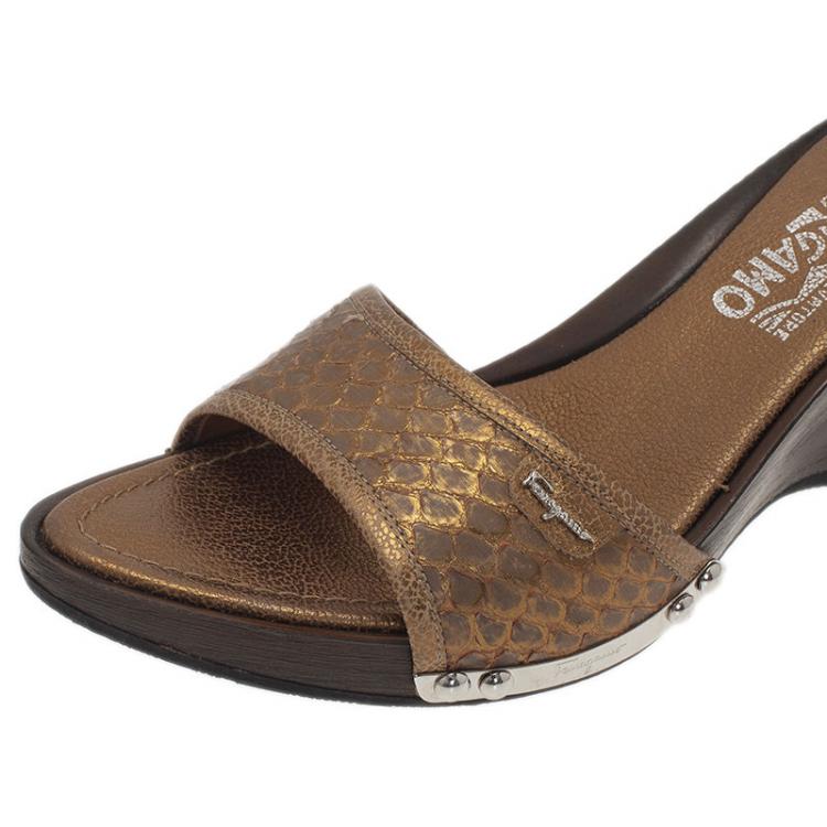 Pre Owned Salvatore Ferragamo Silver Python Open Toe Wedge Slides Size 38.5