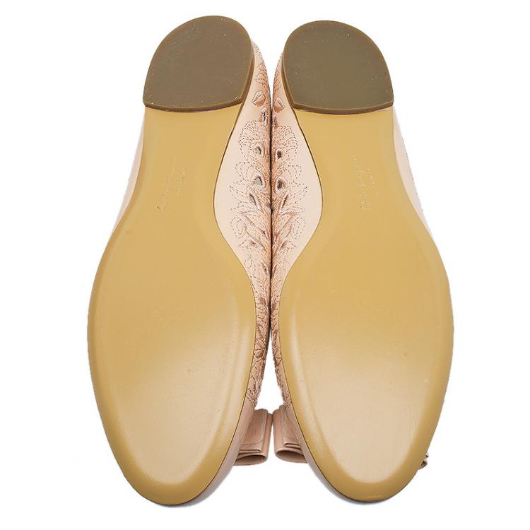 Pre Owned Salvatore Ferragamo Beige Varina Leather Laser Cut Out Ballet Flats Size 39.5