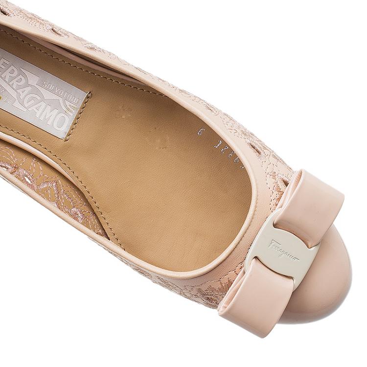 Pre Owned Salvatore Ferragamo Beige Varina Leather Laser Cut Out Ballet Flats Size 39.5