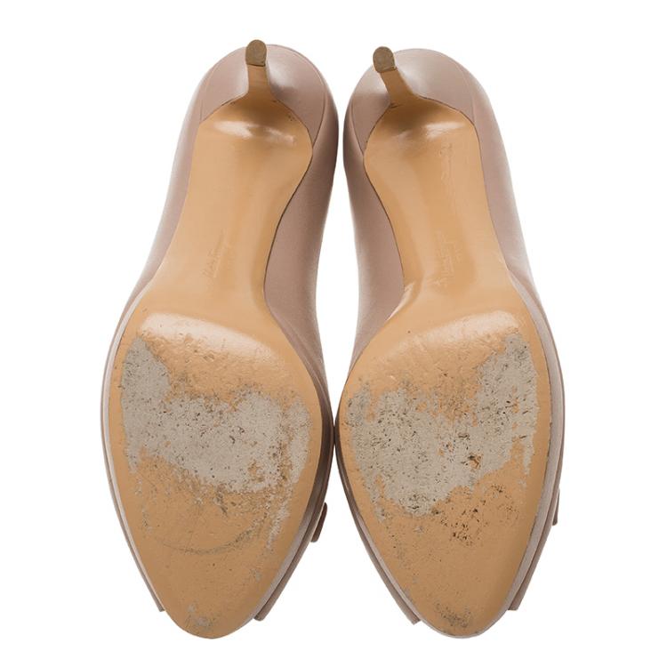 Pre Owned Salvatore Ferragamo Beige Leather Rosella Bow Peep Toe Platform Pumps Size 41.5