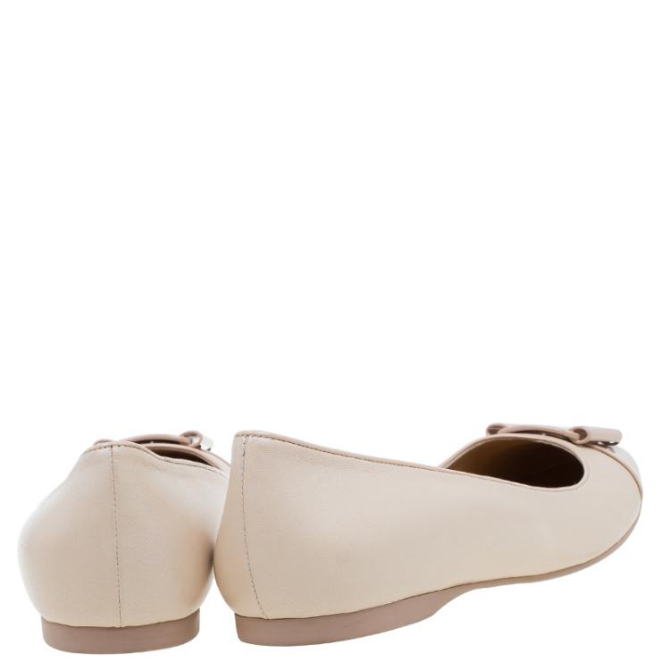 Pre Owned Salvatore Ferragamo Beige Leather Sun Ballet Flats Size 41