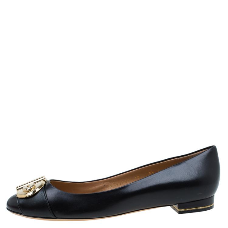 مملوكة مسبقًا Salvatore Ferragamo Black Leather Fiamma Keyhole Ballet Flats Size 40