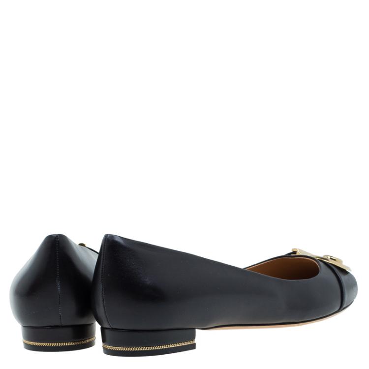 مملوكة مسبقًا Salvatore Ferragamo Black Leather Fiamma Keyhole Ballet Flats Size 40