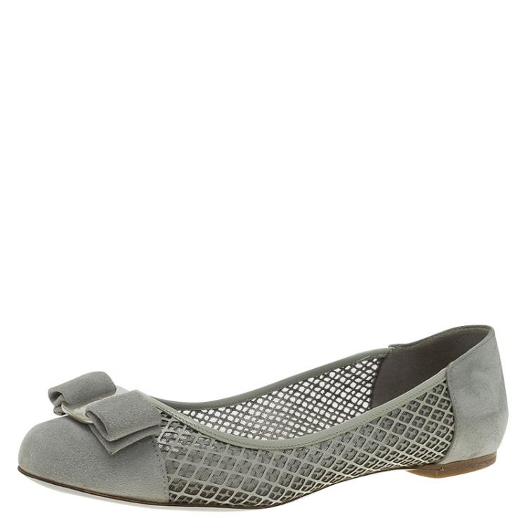 Pre Owned Salvatore Ferragamo Grey Suede Laser Cut Varina Ballet Flats Size 36.5