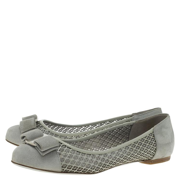 Pre Owned Salvatore Ferragamo Grey Suede Laser Cut Varina Ballet Flats Size 36.5