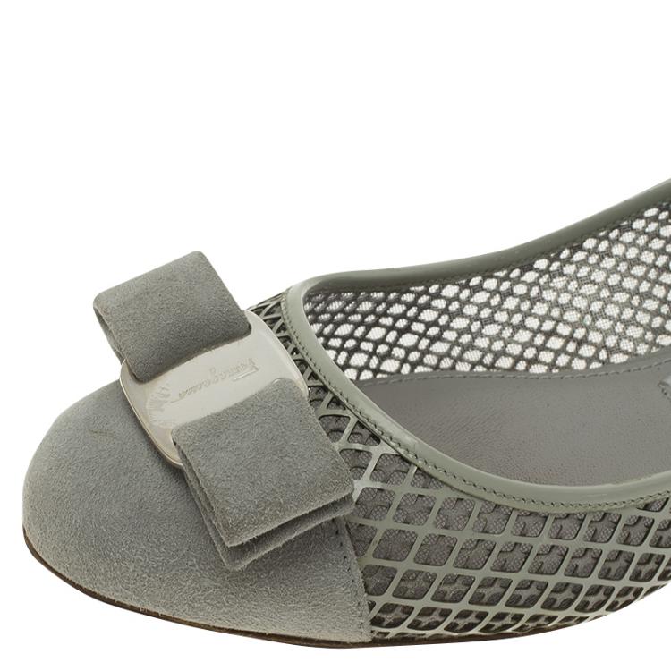 Pre Owned Salvatore Ferragamo Grey Suede Laser Cut Varina Ballet Flats Size 36.5