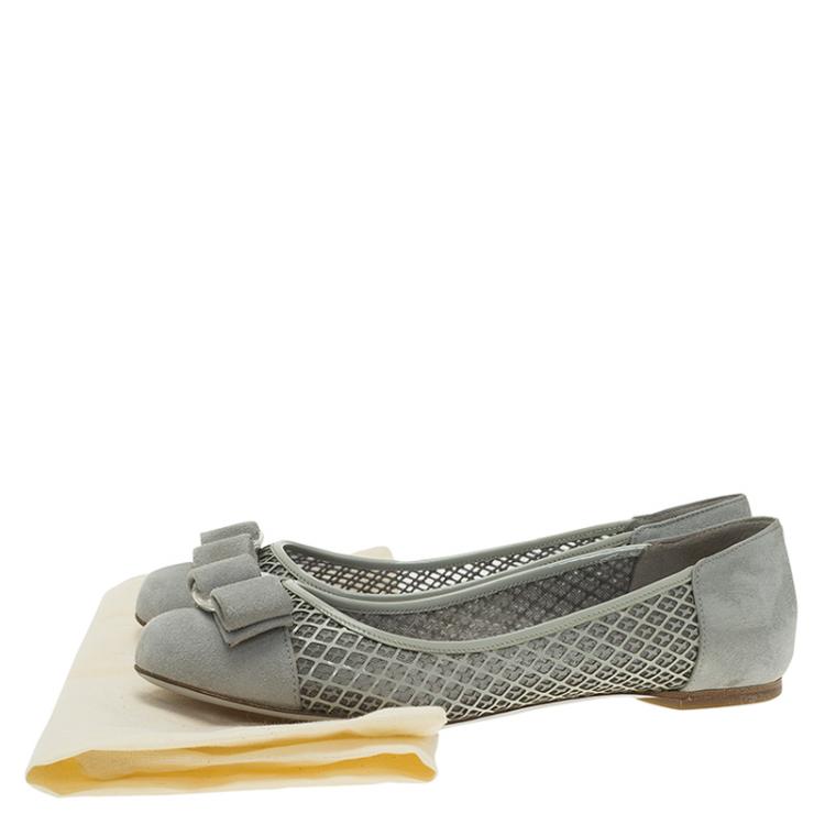 Pre Owned Salvatore Ferragamo Grey Suede Laser Cut Varina Ballet Flats Size 36.5