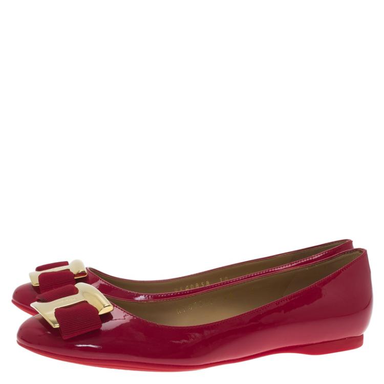 مملوكة مسبقًا Salvatore Ferragamo Red Patent Ninna Kangaroo Bow Ballet Flats Size 36