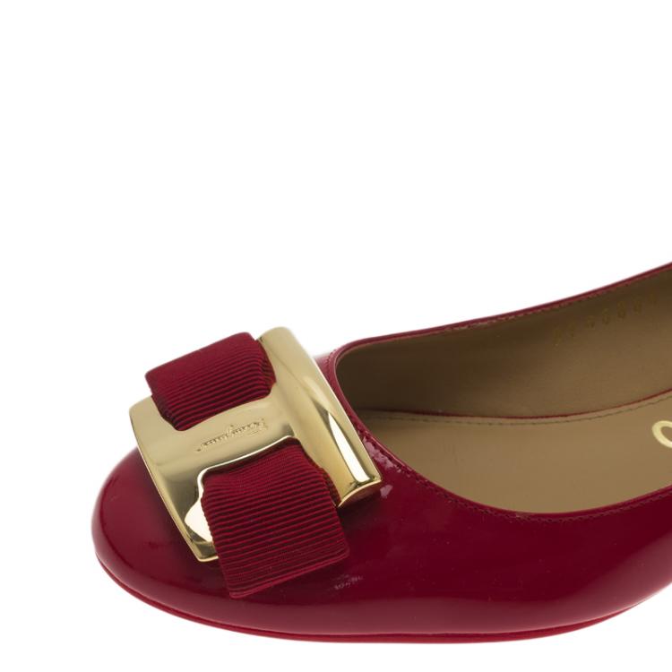مملوكة مسبقًا Salvatore Ferragamo Red Patent Ninna Kangaroo Bow Ballet Flats Size 36