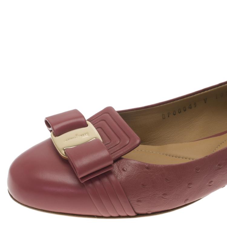 Pre Owned Salvatore Ferragamo Pink Ostrich Bow Ballet Flats Size 38