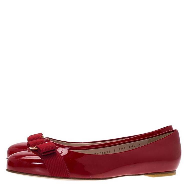 مملوكة مسبقًا Salvatore Ferragamo Red Patent Varina Ballet Flats Size 41
