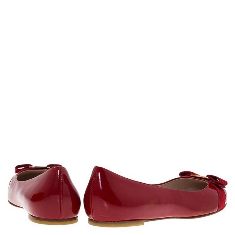 مملوكة مسبقًا Salvatore Ferragamo Red Patent Varina Ballet Flats Size 41