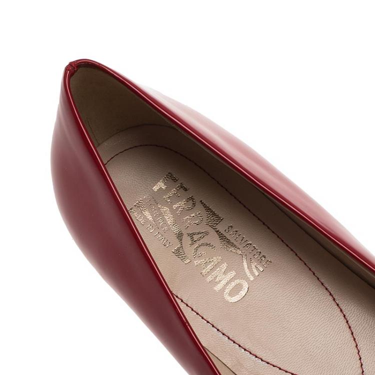 مملوكة مسبقًا Salvatore Ferragamo Red Patent Varina Ballet Flats Size 41