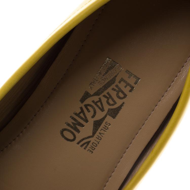 Pre Owned Salvatore Ferragamo Mustard Yellow Leather Saba Loafers Size 41