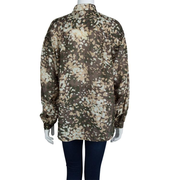 مملوكة مسبقًا Stella McCartney Camouflage Print Button Down Silk Shirt M