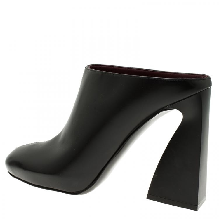 Pre Owned Stella McCartney Black Vanessa Mules Size 38