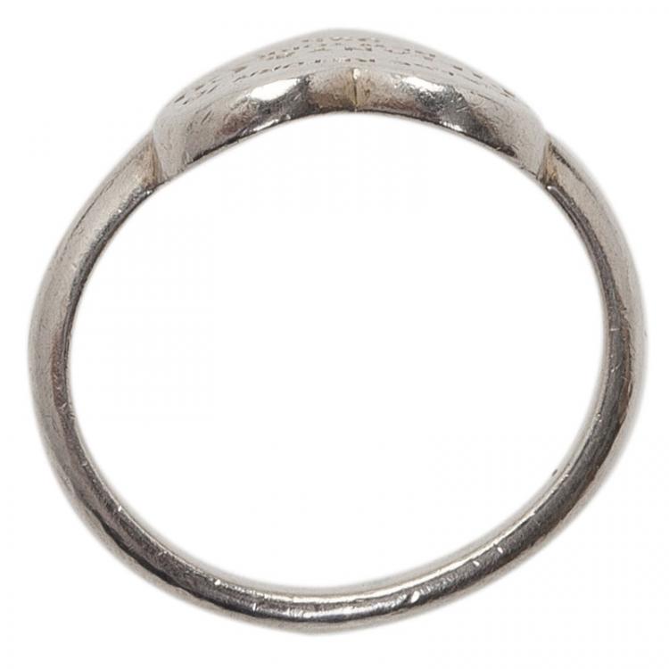 Pre Owned Tiffany & Co. Return To Tiffany Heart Signet Silver Ring Size 49