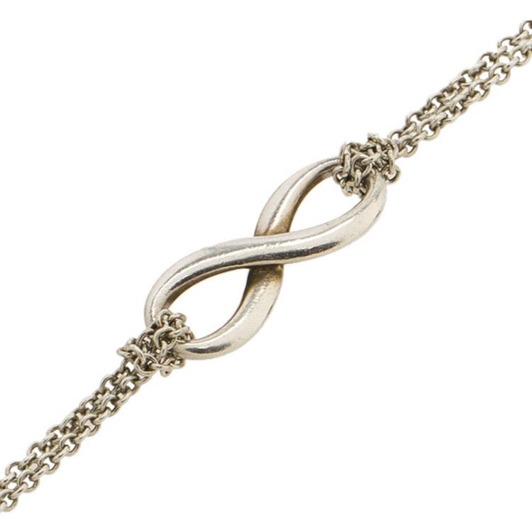 Pre Owned Tiffany & Co. Silver Infinity Bracelet 17cm