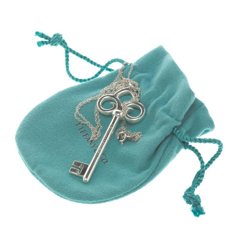 Pre Owned Tiffany & Co. Fleur de Lis Key Silver XL Pendant Necklace