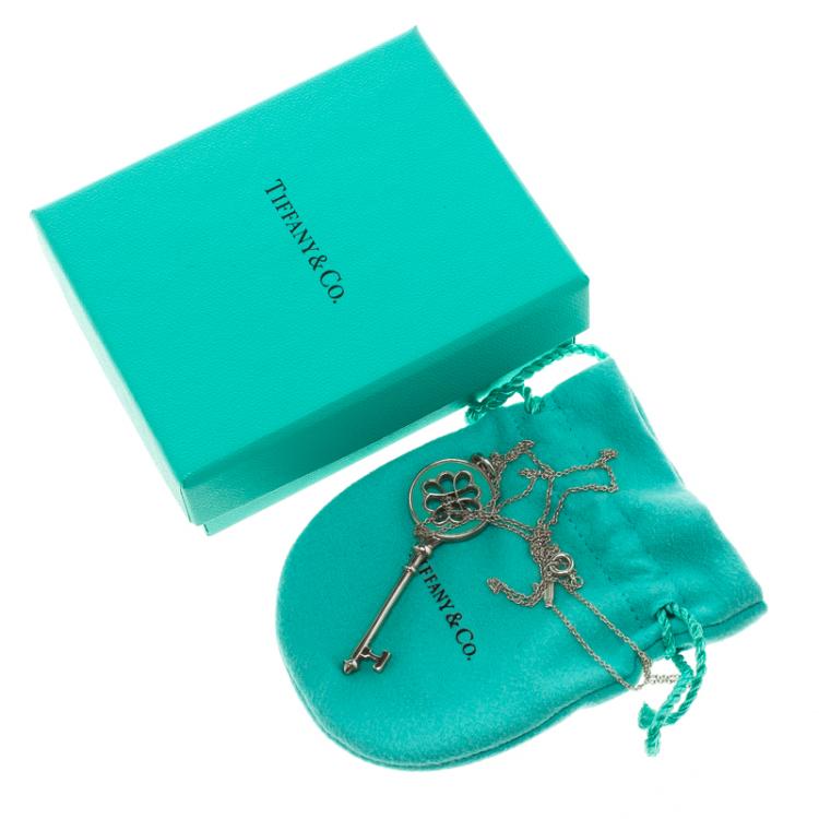 Pre Owned Tiffany & Co. Knot Key Pendant Enamel Silver Necklace
