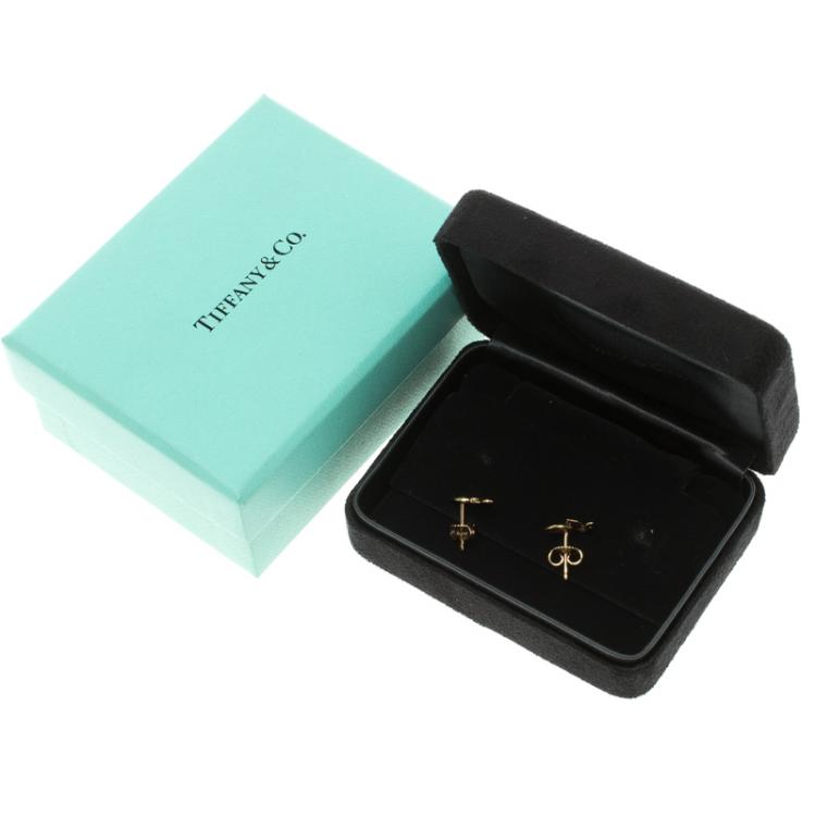 Pre Owned Tiffany & Co. Paloma Picasso Olive Leaf Diamond & 18k Yellow Gold Earrings