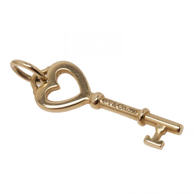 Pre Owned Tiffany & Co. Key Heart Yellow Gold Pendant