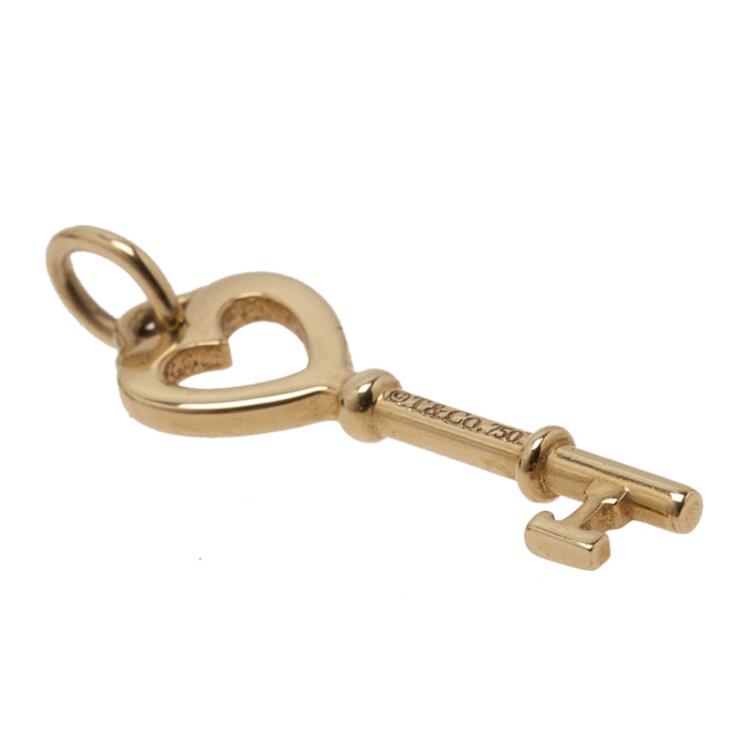 Pre Owned Tiffany & Co. Key Heart Yellow Gold Pendant