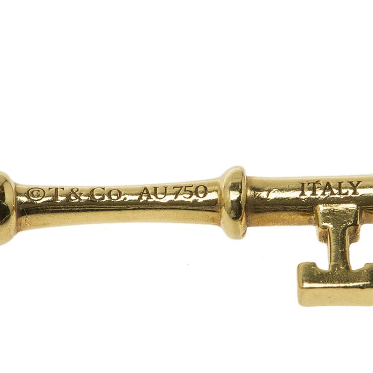 Pre Owned Tiffany & Co. Key Heart Mini Yellow Gold Pendant
