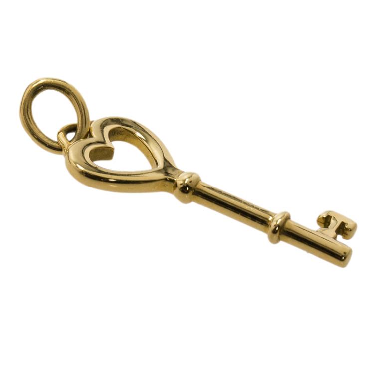 Pre Owned Tiffany & Co. Tiffany Keys Yellow Gold Heart Key Pendant