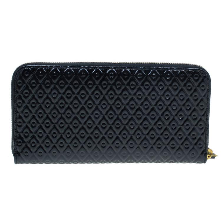 Pre Owned Tod's Black Patent Ziparound Wallet